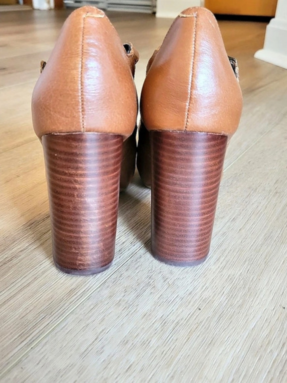 Crown Vintage Tess Cognac Brown Leather T-Strap Block Heel Pumps Retro Size 6 - Picture 4 of 5